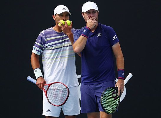 マクラクラン勉、ルーク・バンブリッジ