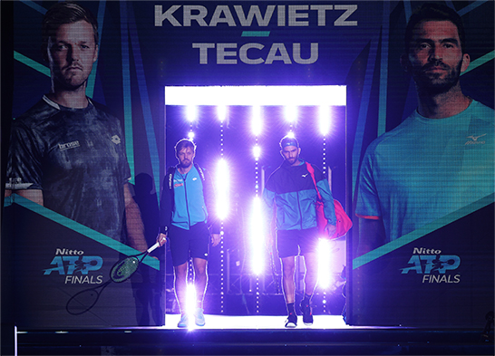 ホリア・テカウ