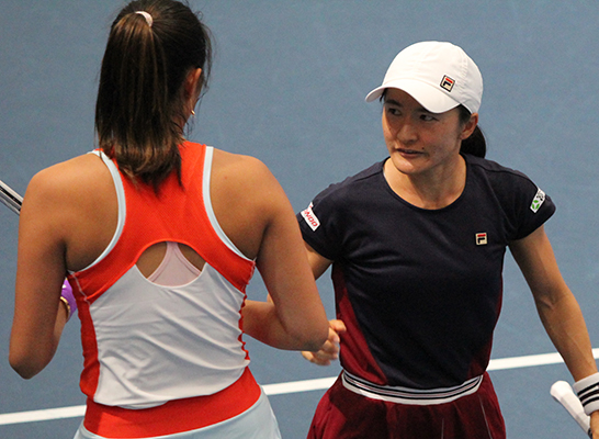 青山修子、チャン・ハオチン