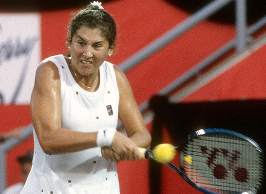 モニカ・セレス