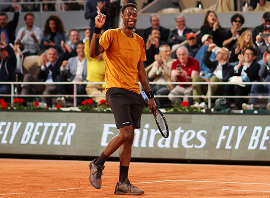 ガエル・モンフィス