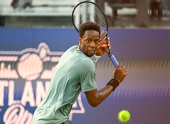 ガエル・モンフィス