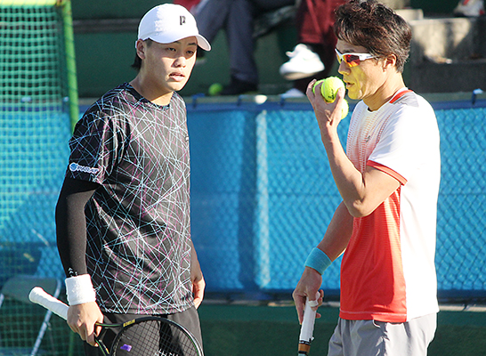 上杉海斗、松井俊英
