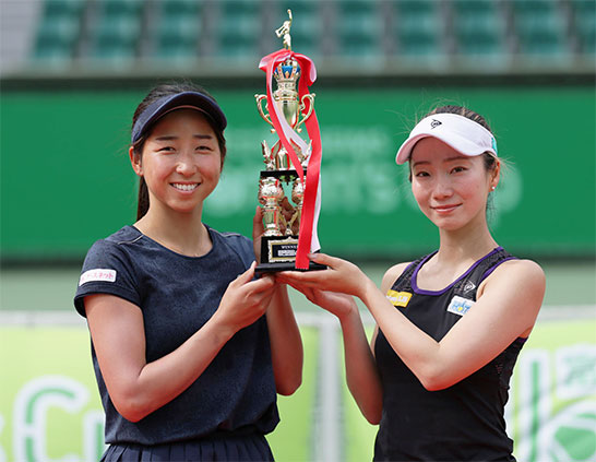 清水綾乃、小堀桃子