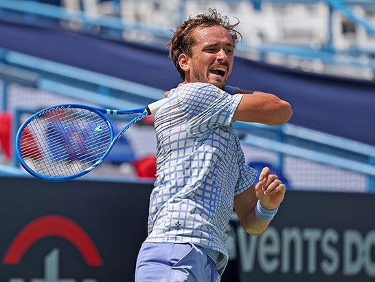 メドベージェフ（ムバダラ・シティOP）