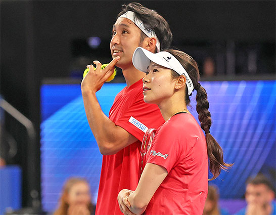 内山靖崇、日比野菜緒