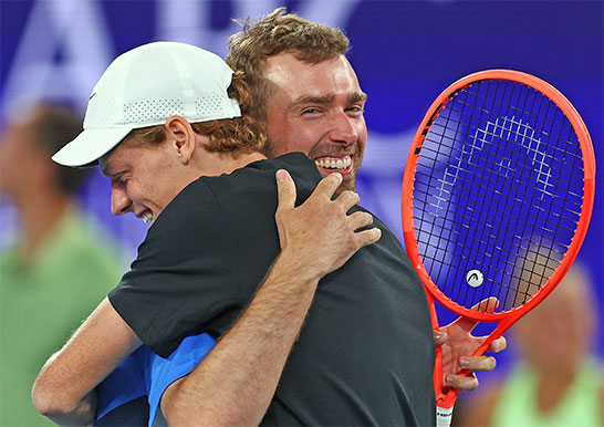 シナー、スミス