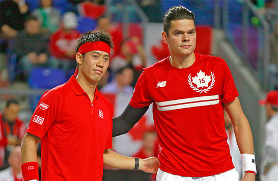 （左から）錦織圭とラオニッチ