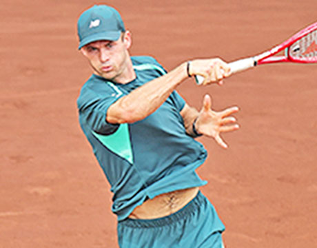 アメリカ勢対決制し初V王手