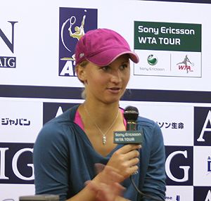 左:タティアナ・ゴロバン